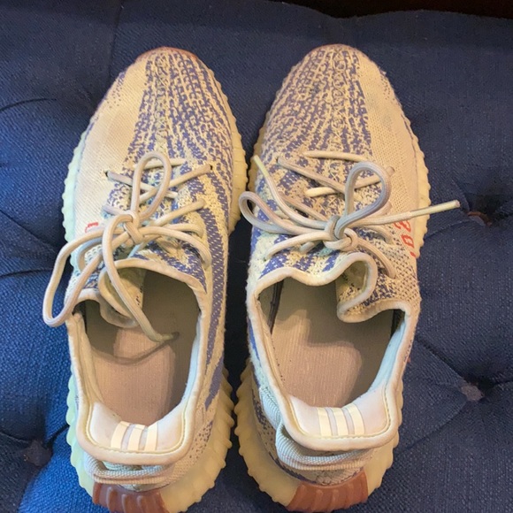 Authentic Yeezy Boost 350  Adidas includes box - Picture 5 of 6